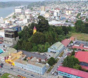 Campanario Colegio  360x320