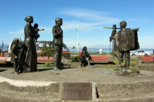 Artboard 1 copy 2 300x200